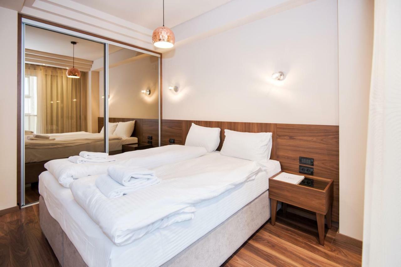 Hotel Vlaho Скопье Экстерьер фото