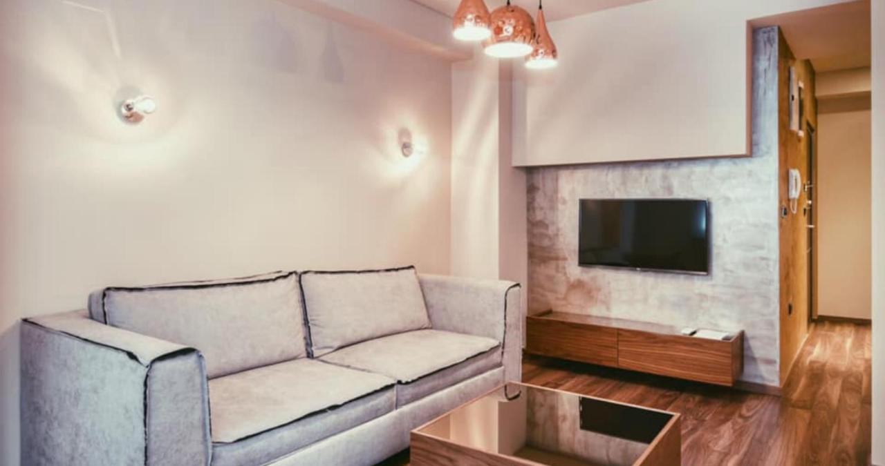 Hotel Vlaho Скопье Экстерьер фото