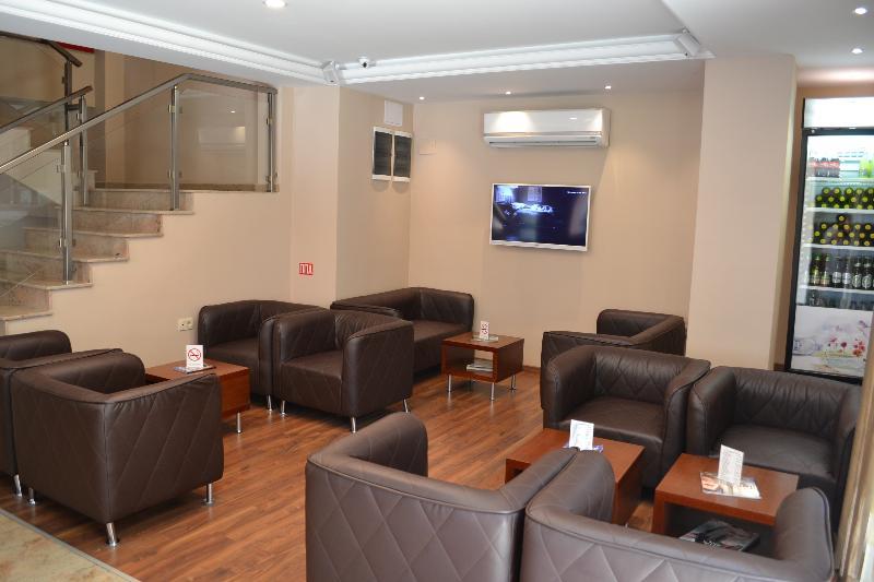 Hotel Vlaho Скопье Экстерьер фото